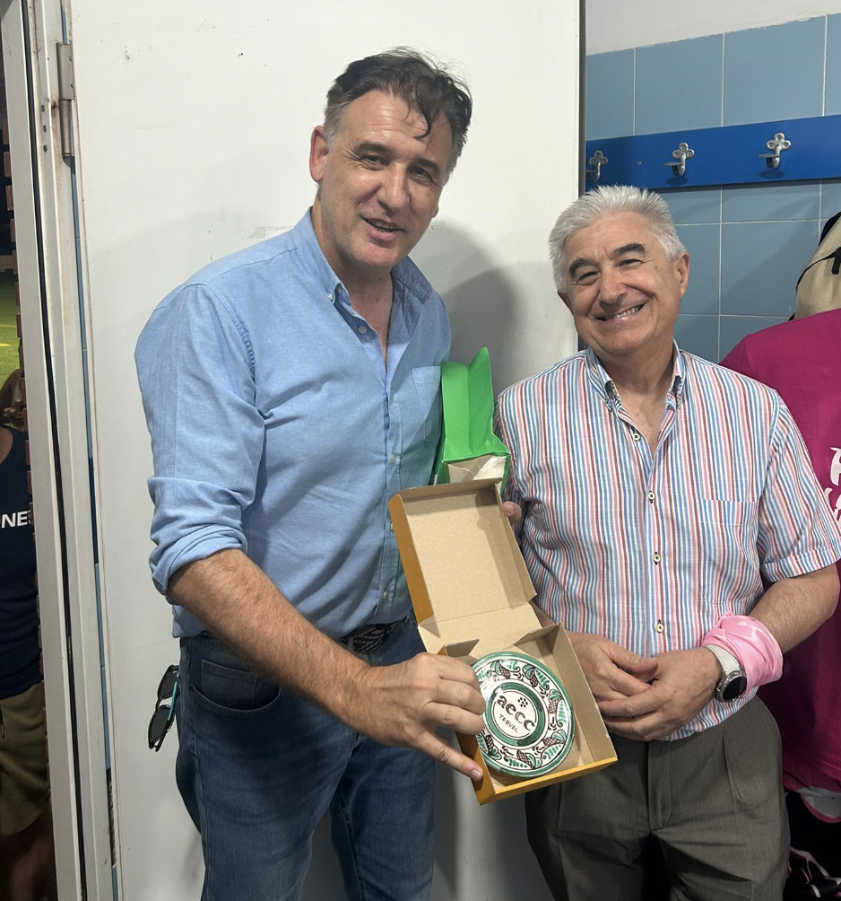 El alcalde con el presidente AECC
