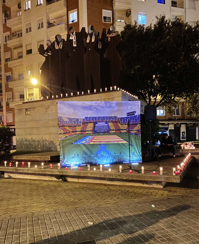 Acto homenaje a la DANA en Mestalla